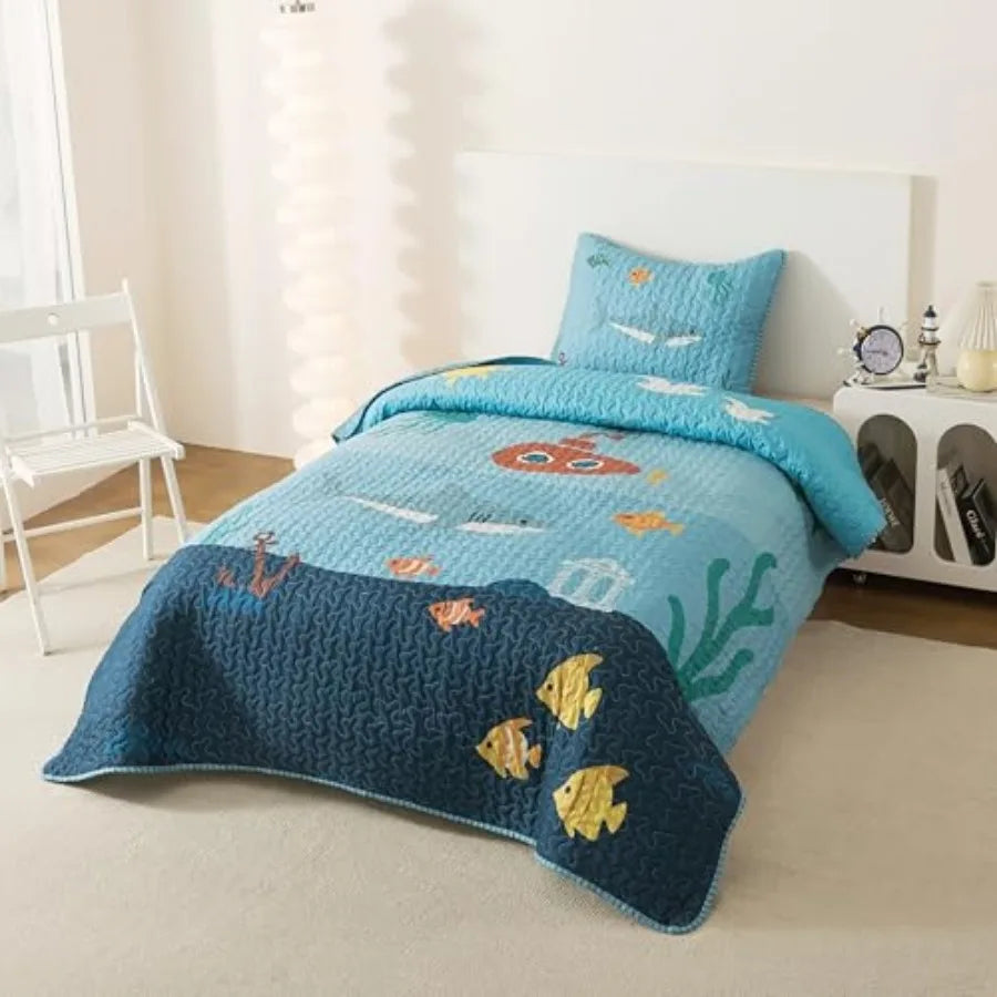 Ocean Quilt Set and 2 Shams Lightweight Quilted Sea Bedding for Coastal Nautical Comforter with Fish and Shark Design Fish Beds