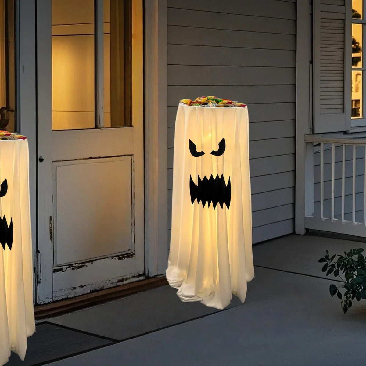 31.5in Tall Halloween Ghost Candy Holder, Standing Ghost Treat Bowl, Spooky Ghost Fabric Candy Bucket for Front Porch Yard Outdoor Decor, Halloween Party Trick or Treat Candy Display Stand Decoration(Battery Not Included)
