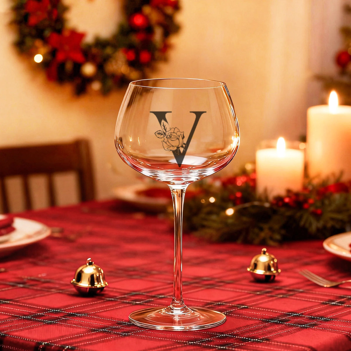 Personalized Wine Glasses Gifts for Women,Monogrammed Customized A-Z Initial Wine Gift for Women,Birthday Christmas Valentines Day gifts for Mom,Wife,Best Friend,Sister,Unique Gifts with Box And Greeting Card(Letter V)