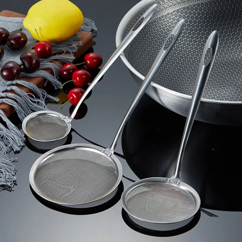 Deep Fine Mesh Strainer Skimmer304Stainless Steel Cooking Spoon,Oil Skimmer&Strainer with Heat Resistant Handle,Dishwasher Safe