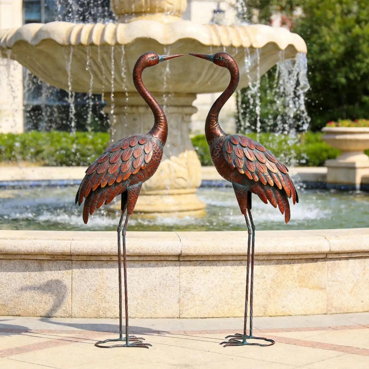Set of 2 Large Metal Garden Crane Sculpture Statues, Weatherproof Outdoor Yard Art Ornaments for Lawn Patio Backyard Landscape Decoration