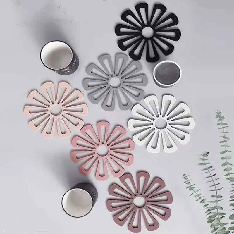 1pc/2pcs Creative Snowflake-Shaped Placemat Kitchen Sink Drain Mat Silicone Non-Slip Heat Insulation Mat for Home Use