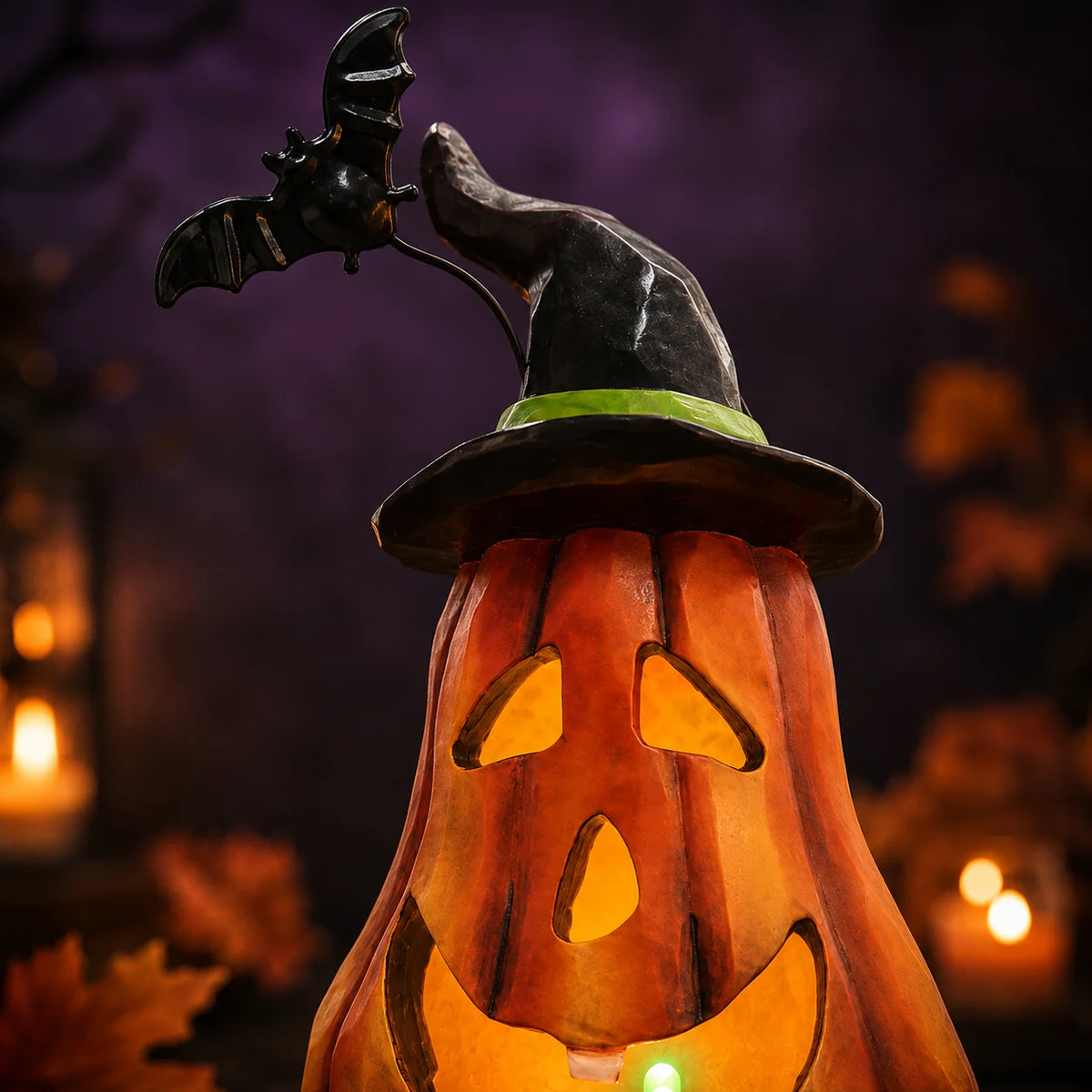 Hodao Resin Halloween Pumpkin Figurine Set, 2-Piece LED Light Up Jack-o'-Lantern Decor with Witch Hat & Black Bat Accents, Spooky Glowing Tabletop Figure Model for Shelf Mantel Display, Collectible Fall Seasonal Home Decorati
