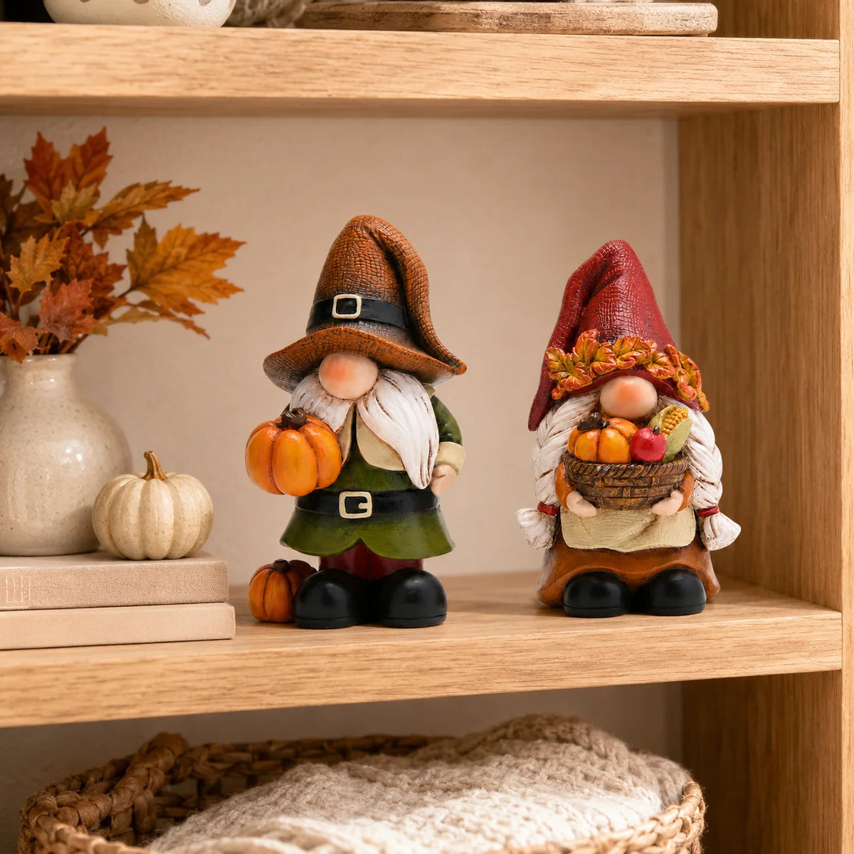 Hodao Resin Fall Gnome Figurine Set, 2-Piece Thanksgiving Gnome Figure Model with Pumpkin, Harvest Basket, Autumn Leaves and White Beard, Collectible Tabletop Shelf Sitter Decor for Fireplace Mantel Tiered Tray Home Display,