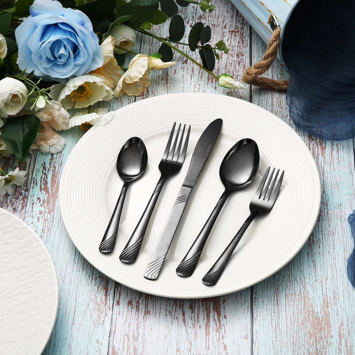 HANSMART Stainless Steel Flatware Set Service For Everyday Dining