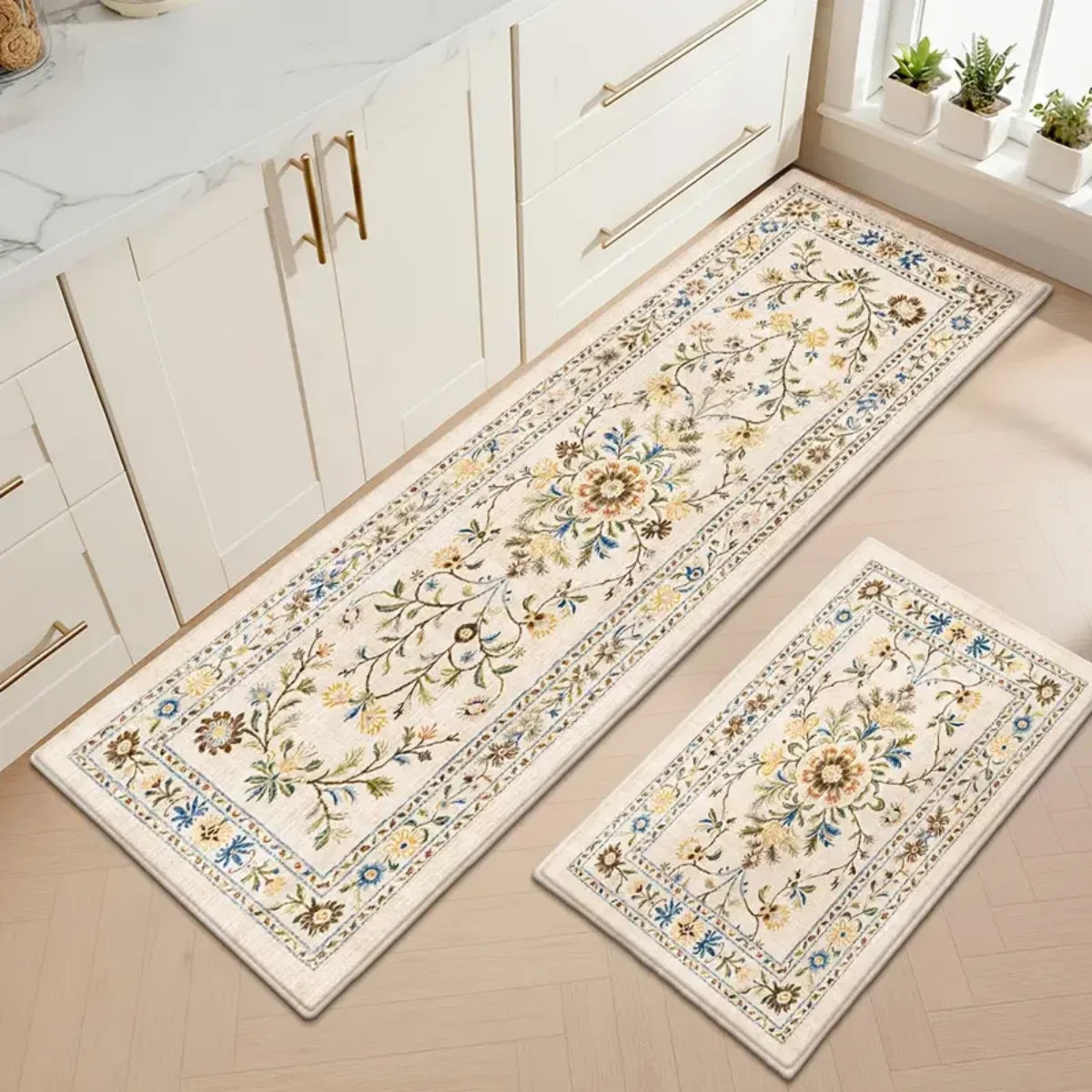 Fuzzy Kitchen Runner Mat, Long Soft Flannel Floor Rug with PVC Non-Slip Bottom, Thickened Absorbent Water Absorbing Mat for Kitchen, Bathroom, Toilet, Entryway and Dining Room